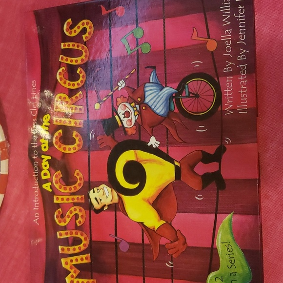 NWT Circus theme party basket - Picture 2 of 6